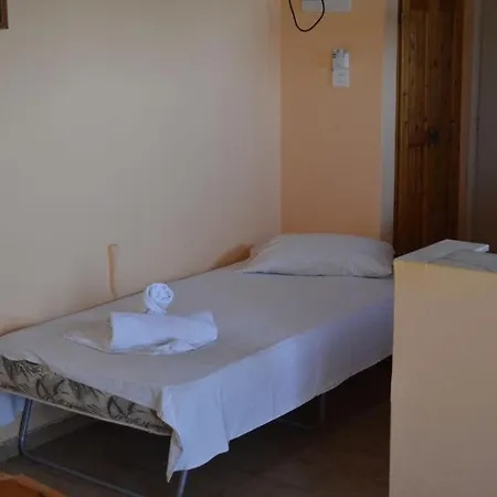 Lantzos Apartment *
