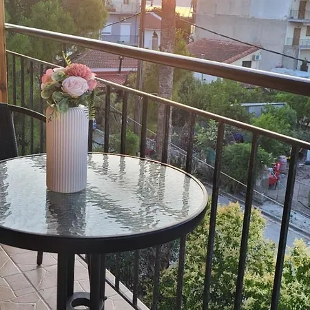 Апартаменты Lantzos *