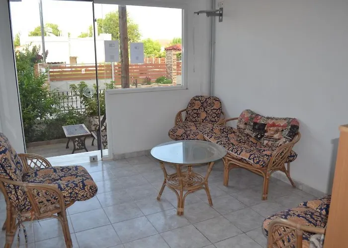 Apartament Lantzos *